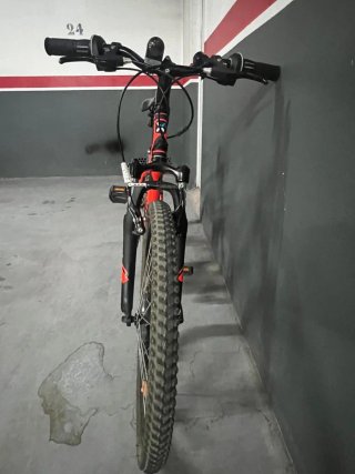 Bicicleta Montagna 24 Rossa, Rockrider, poco uso