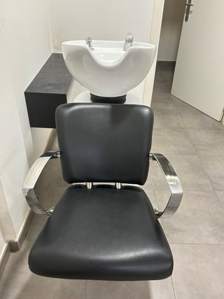 Lavacabezas Peluquería Negro y Blanco