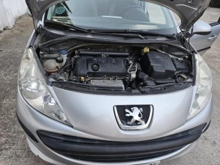 Peugeot 207 2009