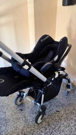 Silla de paseo con portabebé negro bugaboo