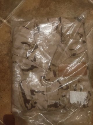 Ropa militar