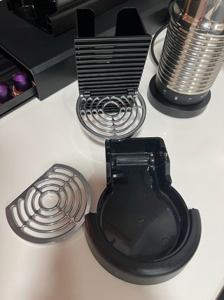 Cafetera Nespresso y Acessorios