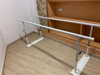 Barras paralelas de rehabilitación seminuevas