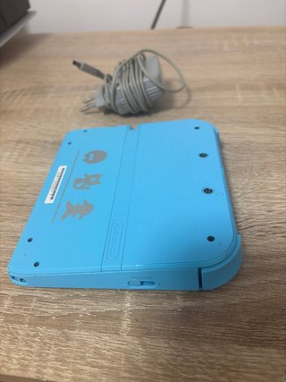 Nintendo 2DS Azul + Juego y Cargador