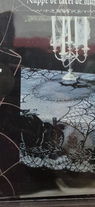 Mantel Halloween Midnight Lace 60x84