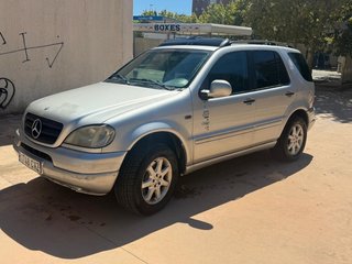 Mercedes-Benz Ml 2000