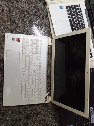 Lote de portátiles Lenovo y Toshiba