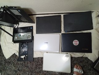 Lote de portátiles Lenovo y Toshiba
