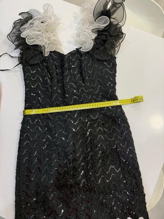 Vestido de fiesta negro y blanco