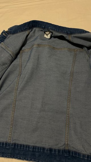 Cazadora vaquera oversize bordada