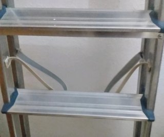 Escalera de aluminio de 5 peldaños