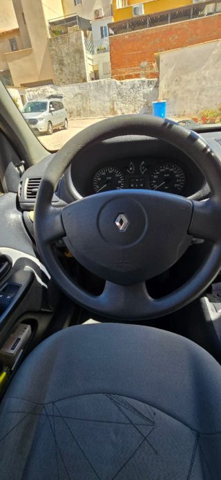 Renault Clio 2003