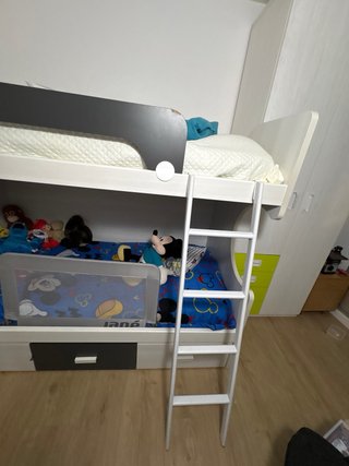 Litera infantil con cajones