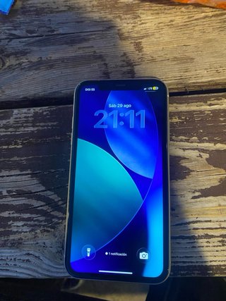 iPhone 11 - Salud de Batería 75%