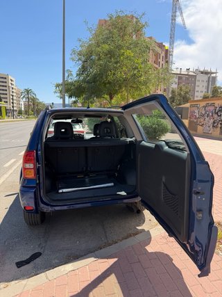 Toyota RAV4 2005 - ETIQUETA C