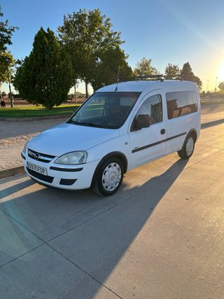 Opel Combo 2006