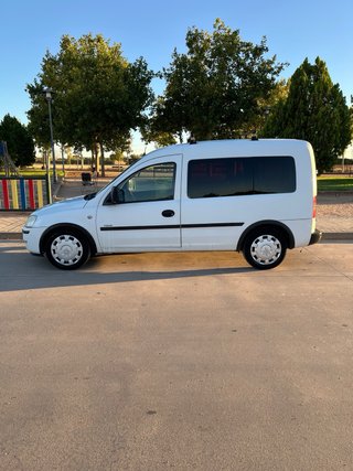 Opel Combo 2006