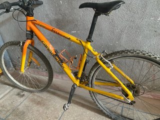Bicicleta Cannondale F400