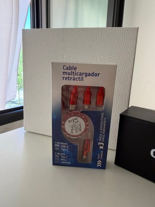 Cable Cargador Retráctil USB-A/C 3 Salidas