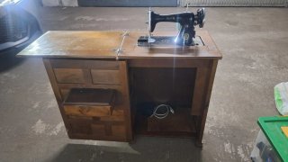 Maquina de coser antigua marca alfa
