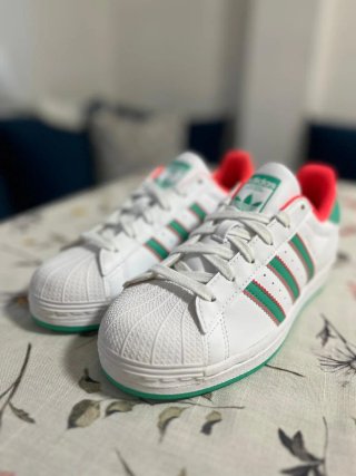 Zapatillas Adidas Superstar Blancas y Verdes