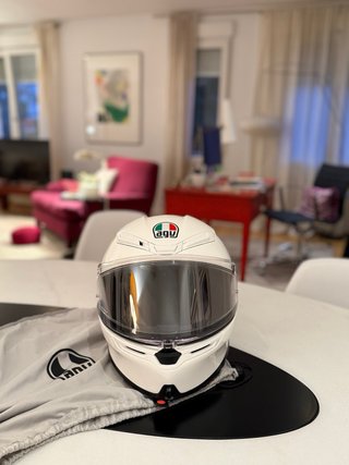 Casco AGV K6 Talla S + Visera Oscura