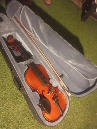 Violín Marc Lepage con accesorios y funda
