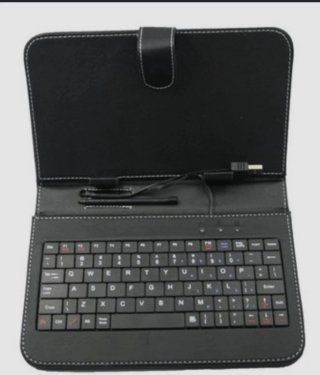 2 fundas con teclado 7" y 1 funda con teclado 8"
