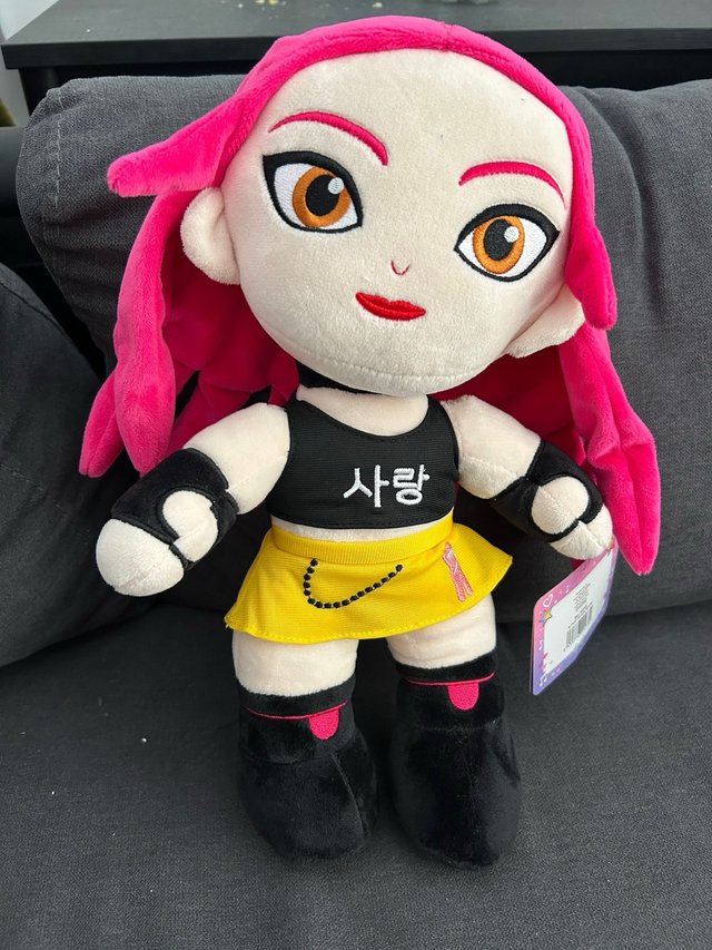 Peluche K-Pop Music Plush Doll