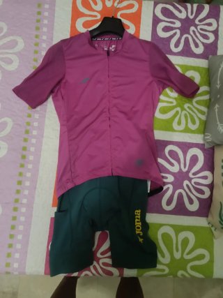 Conjunto Joma Ciclismo Rosa y Verde