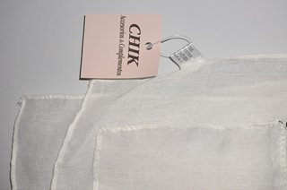 Pañuelo CHIK blanco con lentejuelas plateadas