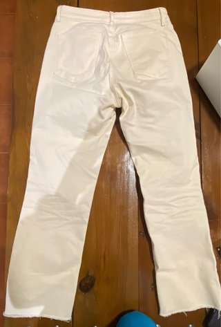 Pantalones flare beige Mango