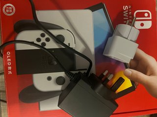 Nintendo Switch OLED Edición Japonesa
