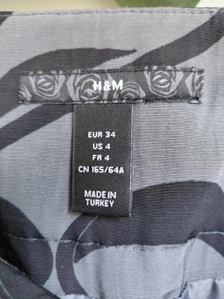 Gonna a metà gamba evasé stampata di H&M
