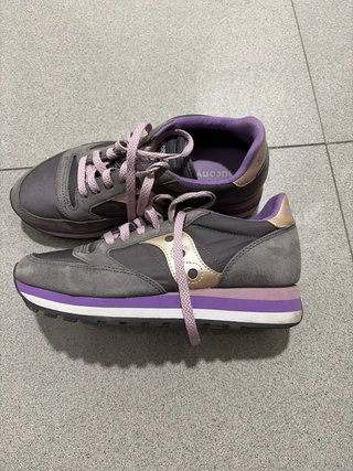 Saucony Jazz Triple Gris y Morado