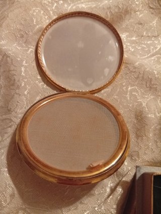 Set cipria e profumo vintage floreale