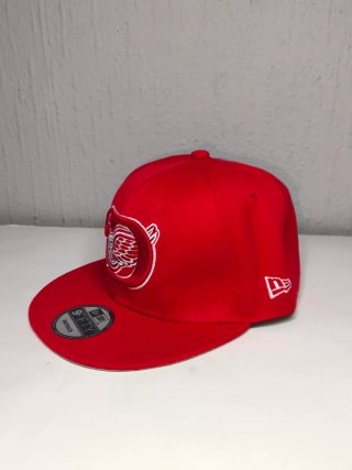 Gorra New Era Detroit Red Wings Roja 9FIFTY Y2K