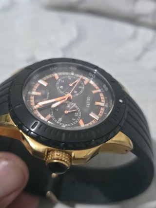 Orologio Guess Nero e Oro