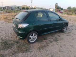 Peugeot 206 2002