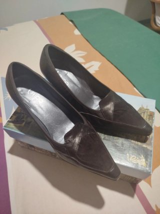 Zapatos de tacón marrones RICO