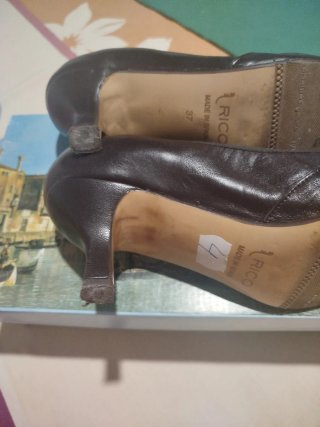 Zapatos de tacón marrones RICO