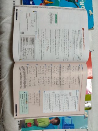 Libros de texto 2 ESO "Lorenzo Hervás y Panduro"