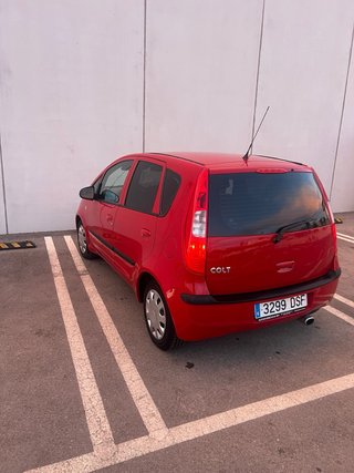 Mitsubishi Colt 2005