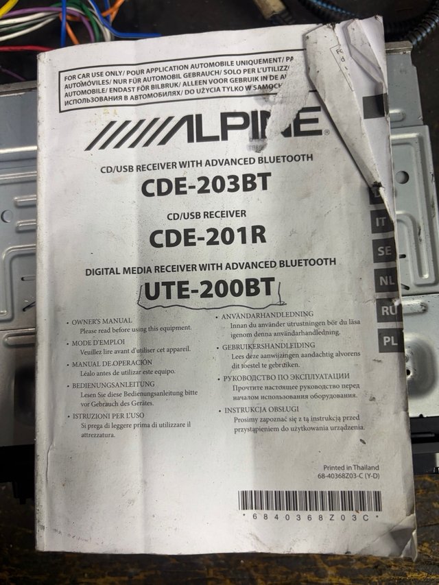 Radio Alpine UTE-200BT Bluetooth