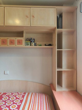 Dormitorio Juvenil Completo en Madera Clara