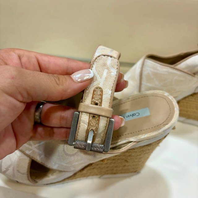 Sandalias cuña marca, Calvin Klein