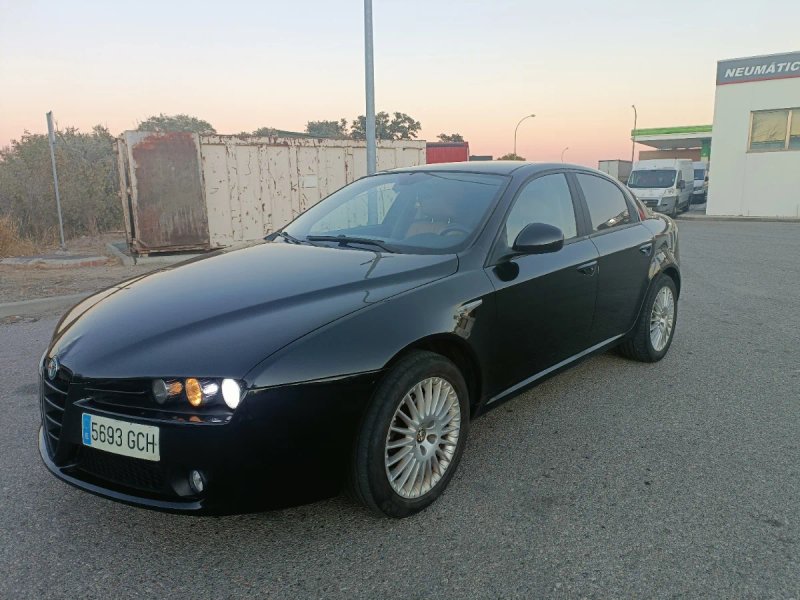 Alfa Romeo 159 2008 - foto 1
