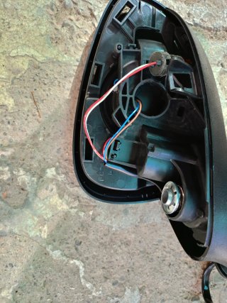 Retrovisor Renault Clio IV con intermitente