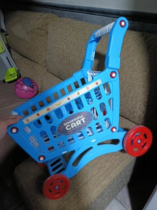 Carrito de la compra infantil azul y rojo
