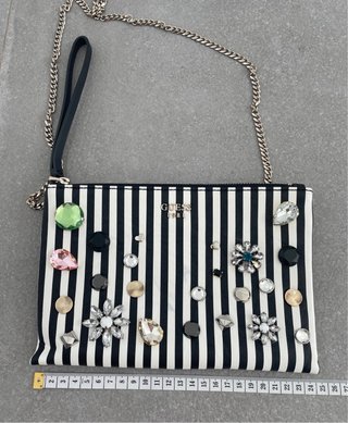 Bolso de mano Guess blanco